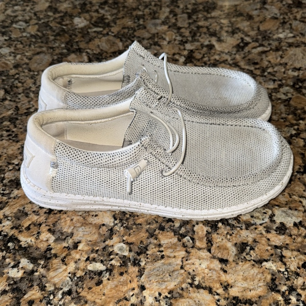 Hey Dude Wally Mens Slip On Loafers Shoes 
Size 10